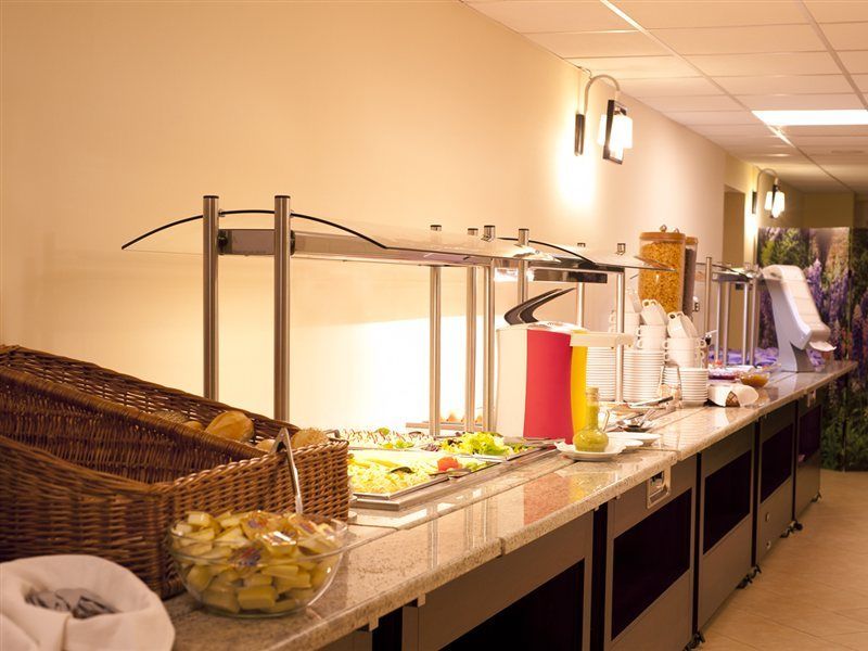 Start Aramis Hotel Warschau